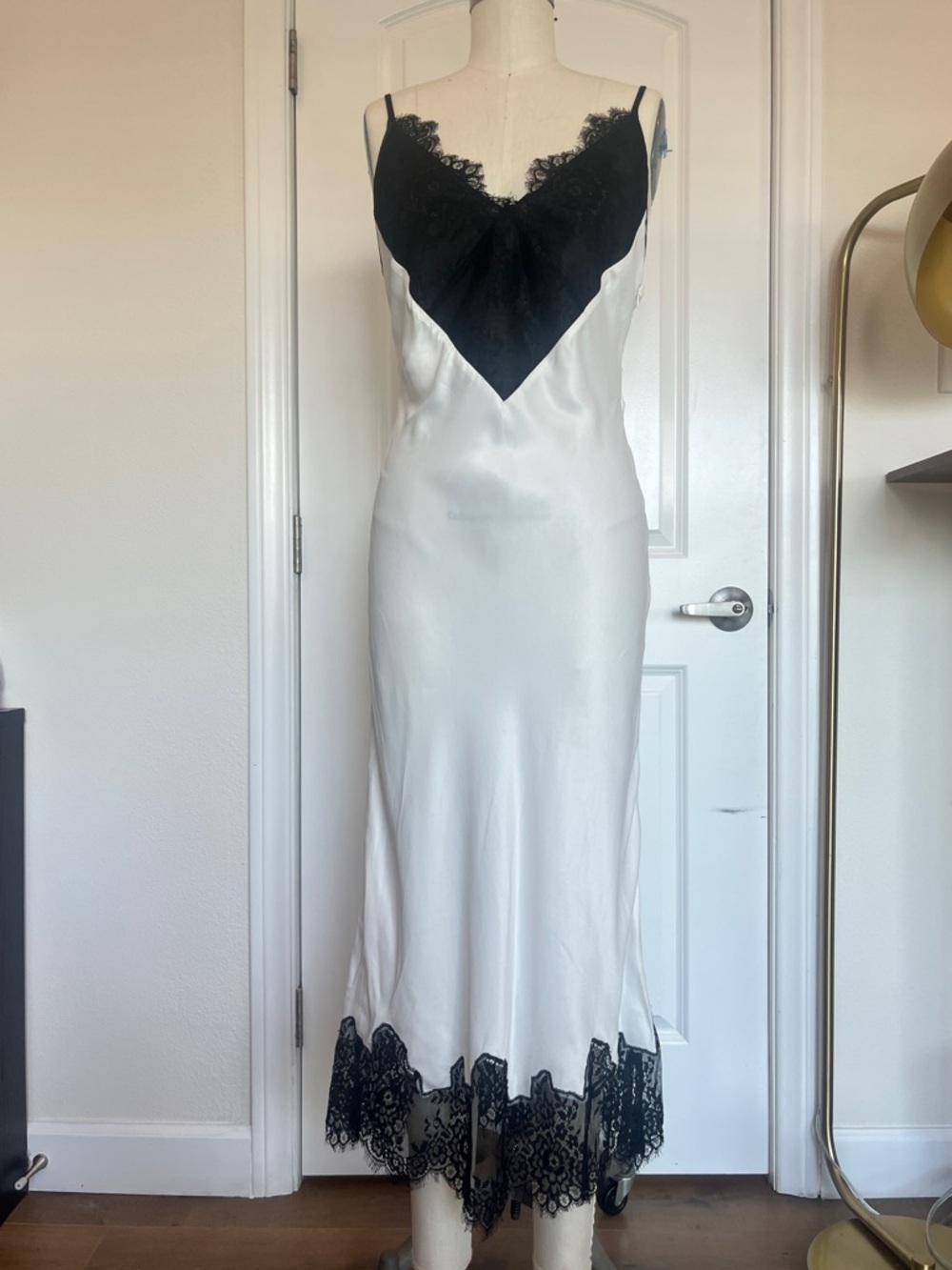 L'Academie White & Black Lace-Trim Slip Midi Dress - Picture 2 of 4
